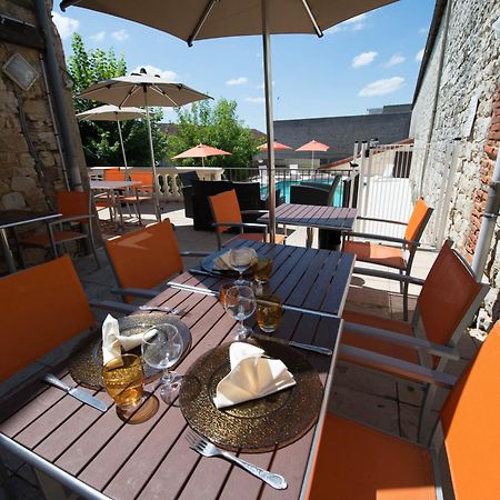 Logis Hotel Restaurant & Pizzeria Vuillot Cuiseaux Exterior photo